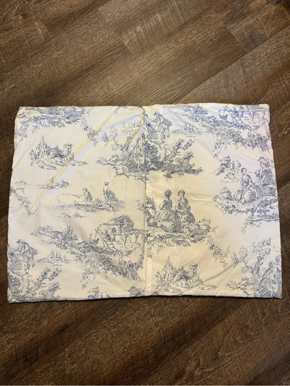 Cabbages & Roses quilted sham